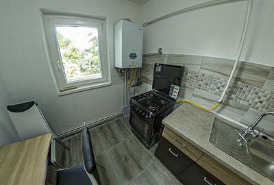 Apartament 3 camere, decomandat, Girocului, 380 euro! - 2