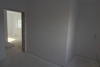 Sanandrei, Duplex pe Etaj, Drum Asflatat, Bucatarie Separata - 10