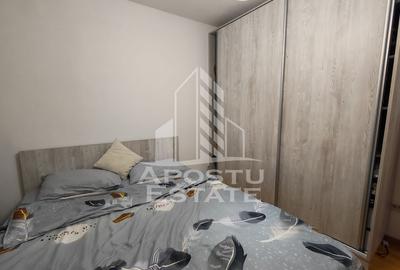 Apartament de vanzare cu 3 camere, 2 bai, etajul 2, zona Lipovei - 8