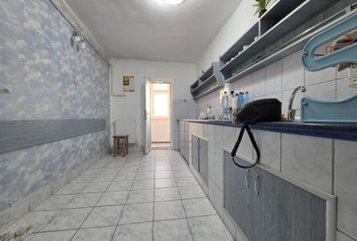 Apartament 3 camere PIATA NOUA - 1