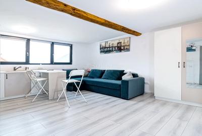 Proprietate Unica in Cartierul Schei Piata Unirii - 1