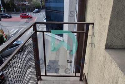 Apartament 3 camere de vanzare - Bulevardul Victoriei, Sibiu - 9