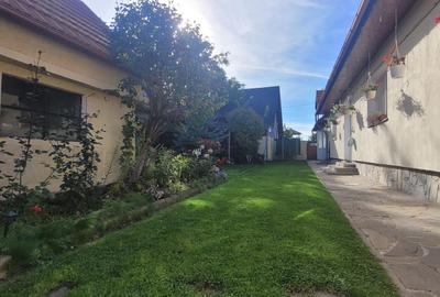 Vand casa cu teren de 1753 mp in Prejmer - 2