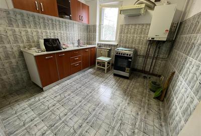 Vanzare apartament 2 camere etaj 2 - Podu Ros - Cantemir - 1