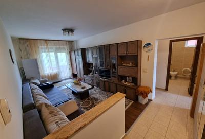 Apartament cu 2 camere în Cetate