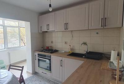 Apartament 3 camere, decomandat- Nicolina - 8