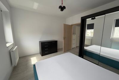 Vanzare apartament 2 camere in Tractorul zona Coresi - 6