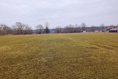 Teren intravilan 3000 mp cu iesire la rau in Sibiu Cisnadie