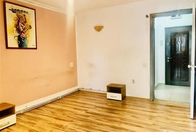 Garsoniera Judetean- parter inalt- cu beci si balcon - 5