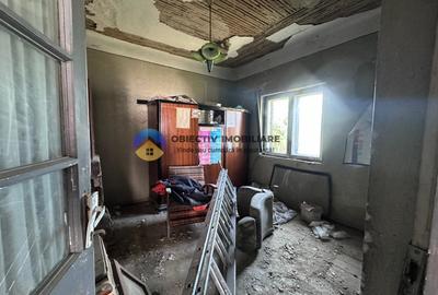 Casa de vânzare – zona 1 Mai - 8