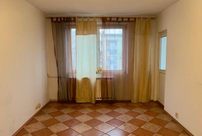 Apartament 2 camere Militari Lujerului, decomandat, contor gaz ! - 1
