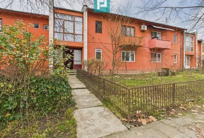 Apartament cu 3 camere semidecomandat în Săvârșin