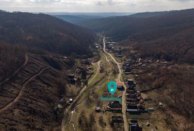 Teren intravilan de 302 mp în localitatea Șoimoș - 2