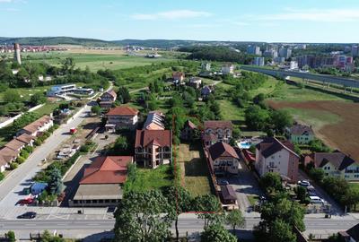 Casa si teren de vanzare, la 400 m de Aqua Park, Baile 1 Mai - 2