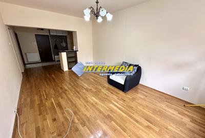 Apartament cu 3 camere Deco Foste proprietati CETATE Piata Finisat Nemobilat - 17