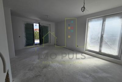 Penthouse in zona Lipovei. Terasa 41 mp. 2 Bai