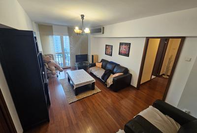 Apartament cu 3 camere semidecomandat, mobilat în Dristor