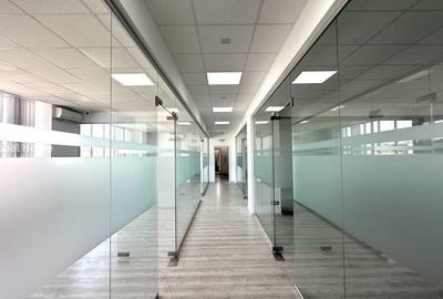 Spațiu comercial | Etaj integral | Acces marfă | Zona Militari - Uverturii - 1