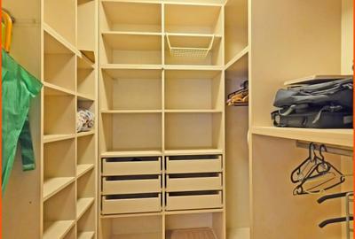 De inchiriat: Apartamente 3 Camere Marriott - 13 Septembrie - 10
