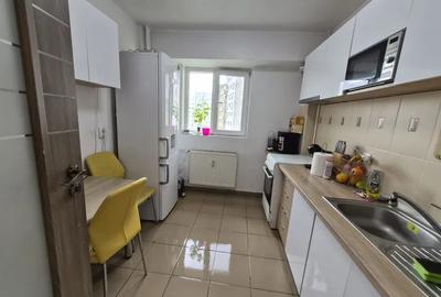 Basarabia Chisinau, stradal vedere spate, renovat/mobilat/utilat MODERN - 6