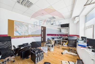 Zona Vitan - Spațiu de birouri suprafata 183 mp - 28