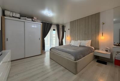 Mamaia-Sat, Vila modernă, mobilata si utilata complet, 15 camere - 5