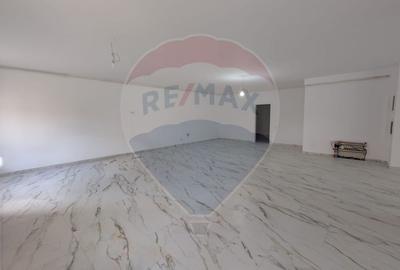 Spațiu Comercial 135mp | Zona Abator | Parter | Vitrină | 1500€ - 4