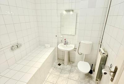 MOȘILOR - VILA DE ÎNCHIRIAT-  PENTRU BIROURI- CLINICA MEDICALA - AFTER SCHOOL - 21