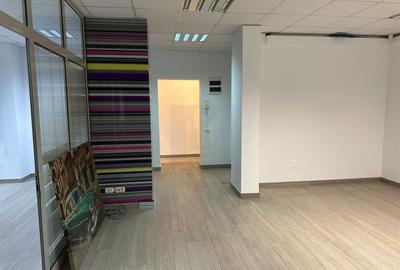Spatiu Comercial 100mp de Inchiriat Baneasa - 3