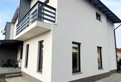Duplex cu 4 camere în Est