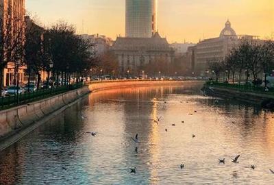 Apartament cu 2 camere decomandat în Unirii