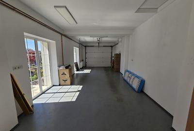 Casă spațioasă de închiriat cu curte amenajată și facilități complete - 11