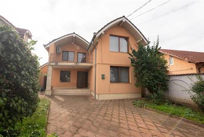 Casă individuală cu 6 camere în Iosia