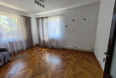 Spatiu comercial pretabil birouri, salon, after school zona Florilor - 4