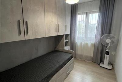 Apartament 3 camere cu balcon si pivnita etaj 1 zona Mihai Viteazul - 13