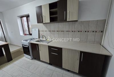 INCHIRIERE Garsoniera spatioasa, in bloc la curte, zona Mihai Bravu - 8
