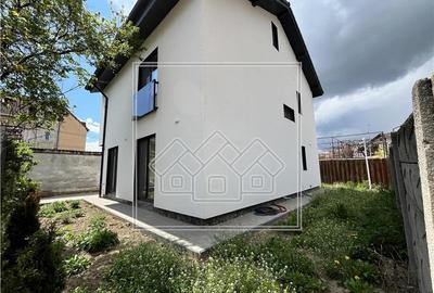 Casa de vanzare in Sibiu - noua, individuala, teren 335 mp - zona buna - 5