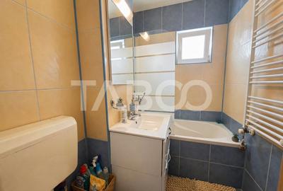 Apartament decomandat de vanzare 3 camere pivnita Vasile Aaron - 10