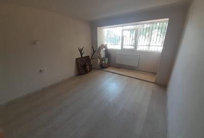 38733  Apartament 3 camere Tomis Nord - 2