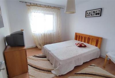 Apartament cu 3 camere decomandat în Nord