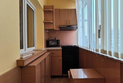 3 camere lux Universitate - KFC - 12