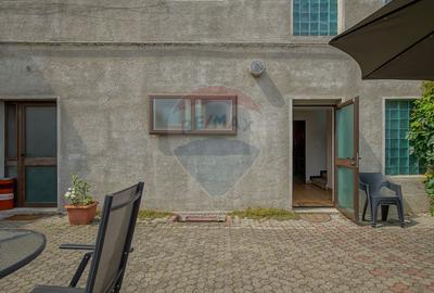 Comision 0 %! Pensiune cu 12 camere de vânzare, str. De Mijloc! - 34