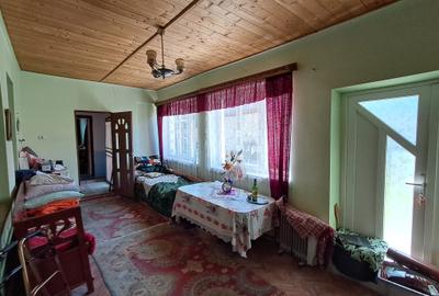 Casa zona centrala in Chinteni teren 1431 mp - 4