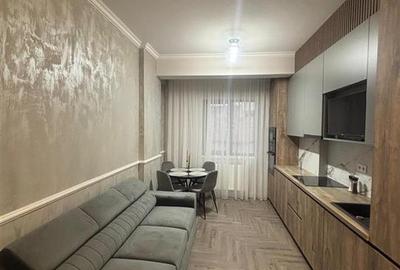 Apartament cu 2 camere semidecomandat, mobilat în Hipodrom 3