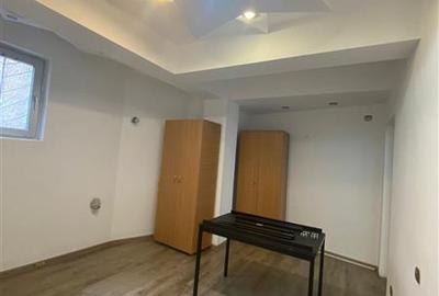 Spatiu Birou 6 camere Metrou Romana - 5