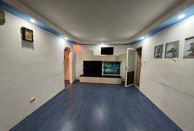 Apartament cu 2 camere semidecomandat, mobilat în Tomis Nord