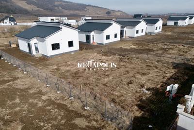 Casă individuală | Poalele Dealului Lempeș | Teren 600 mp - 15