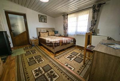 Casă 4 camere plan parter cu beci și anexe + 720 mp curte - 9