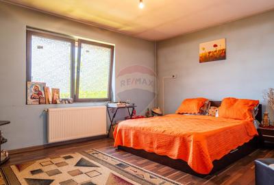 Casă / Vilă cu 3 camere de vânzare - 19