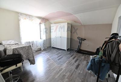 P+E+M cu 13 camere, Bariera Valcii in proximitatea Spitalului Regional - 6